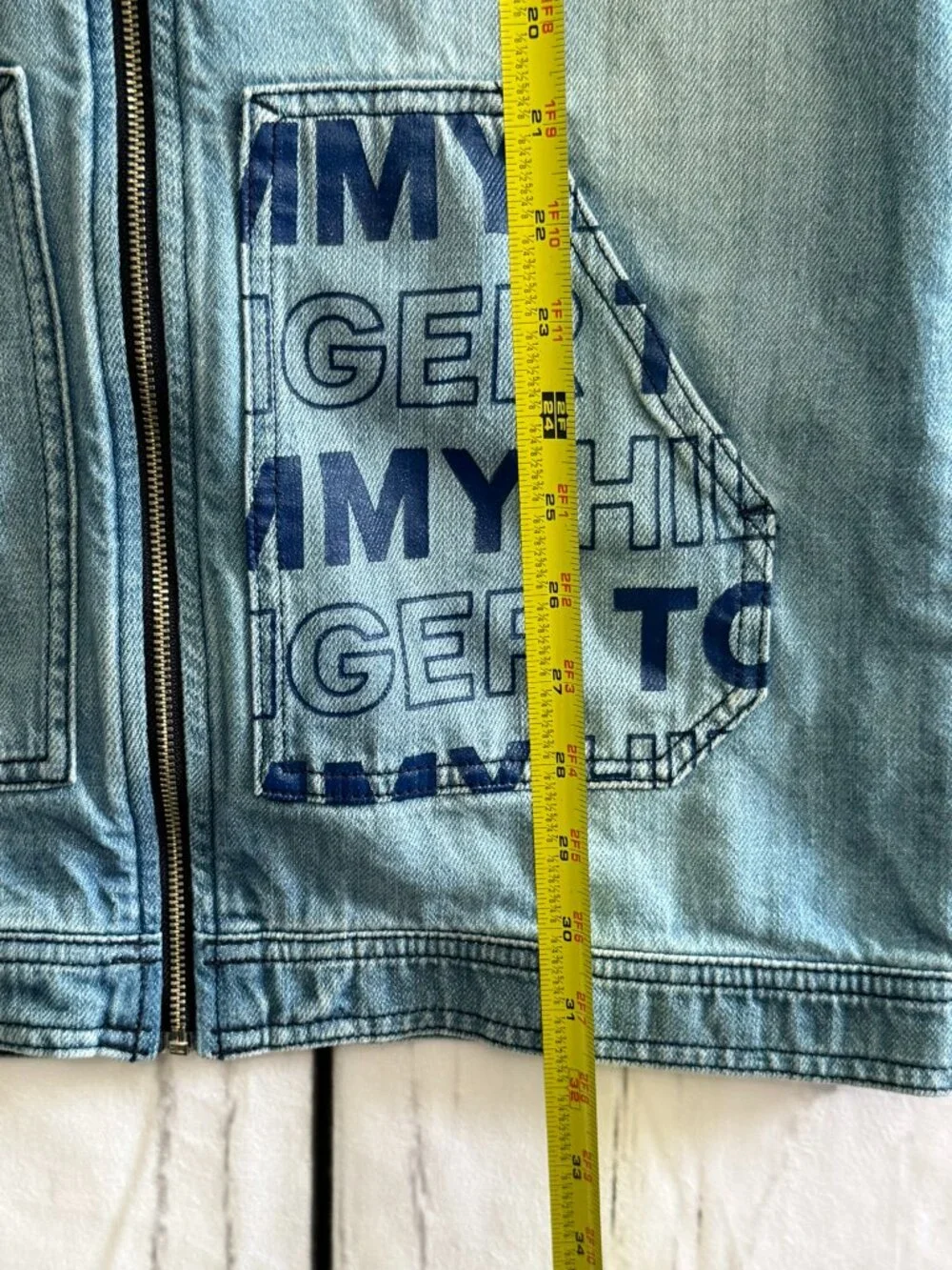 Tommy Hilfiger Girls Size 16 Hooded Denim Vest Logo Print Y2K